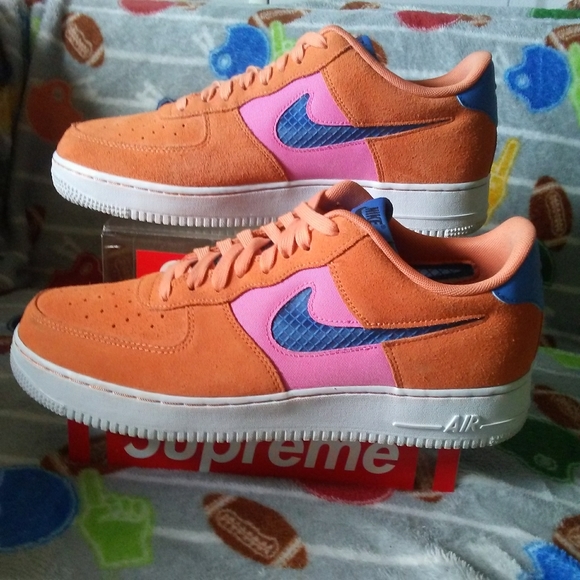Nike Air Force 1 Shoes - Picture 9 of 13
